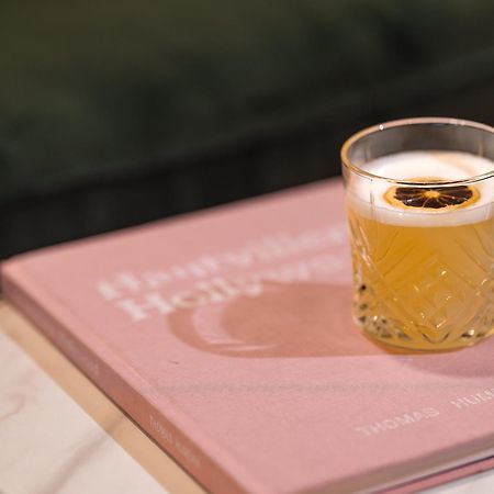 尼皮斯巴黎希尔顿Curio Collection酒店 外观 照片